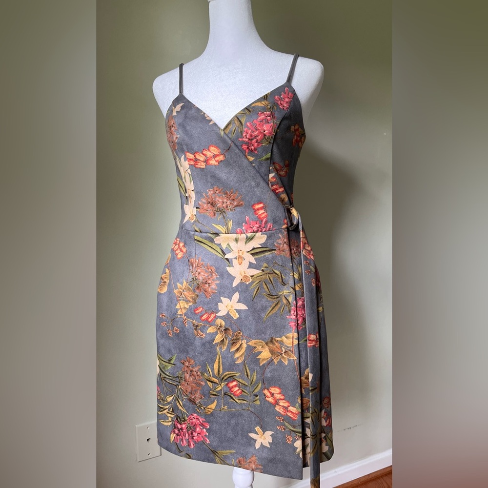 Week, (Ukrainian brand) Women’s faux suede flower print mini dress, size XS